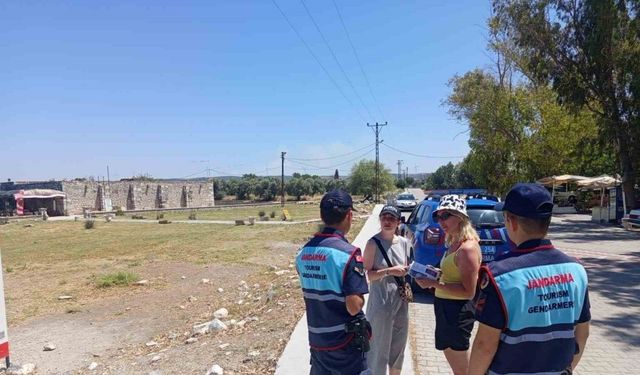 Didim jandarması vatandaşları bilgilendirdi
