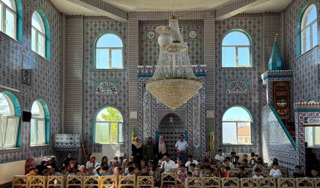 Emirdağ’da yaz Kur’an kursları başladı