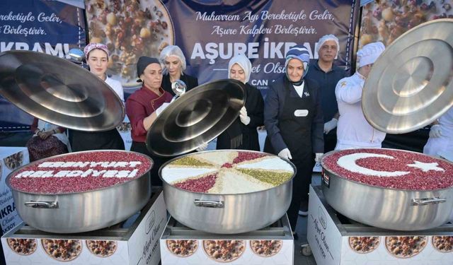 Esenyurt’ta aşure bereketi: 17 bin kişiye aşure ikram edildi