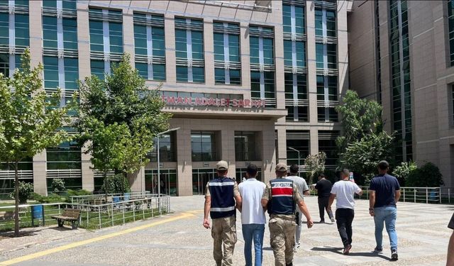 Firari şahıs jandarma ekiplerince yakalandı