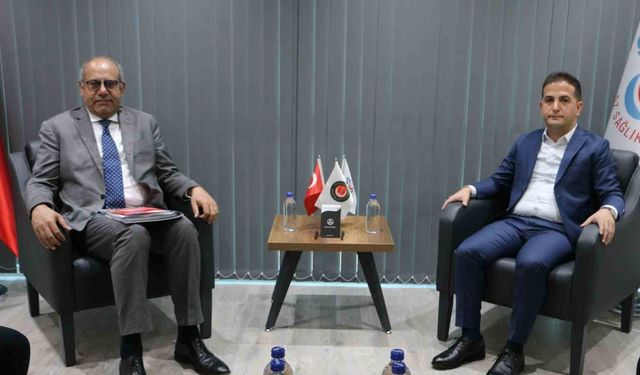 ILO Türkiye Ofisi Direktörü Hassan, HAK-İŞ Diyarbakır İl Başkanı Aküzüm ile görüştü