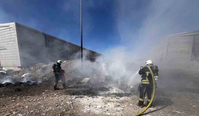 Kahramanmaraş’ta atık yangını