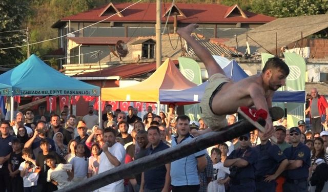 Kırklareli’nde Kabotaj Bayramı coşkusu: Yağlı direk yarışı nefes kesti