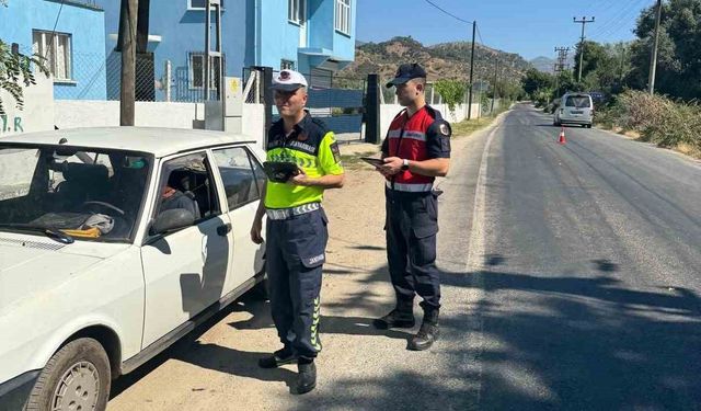 Köşk’te jandarma ekiplerinden şok trafik uygulaması