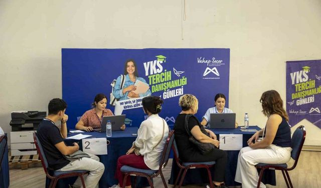 Mersin’de öğrencilere ücretsiz YKS tercih desteği