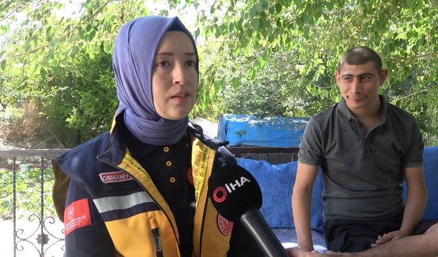 Telefonda engelli bireyin hayatını kurtaran 112 personeli aileyi ziyaret etti