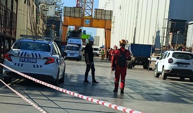 Yalova’da tersanede üzerine vinç düşen işçi hayatını kaybetti