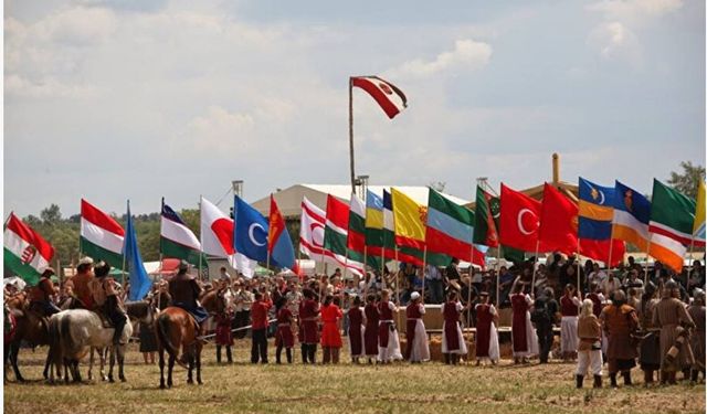 Budapeşte’de Turan Kurultayı: Türk Dünyasından 22 Maddelik Tarihi Bildirge