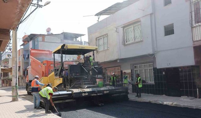 Akdeniz Belediyesi mahalle yollarını yeniliyor