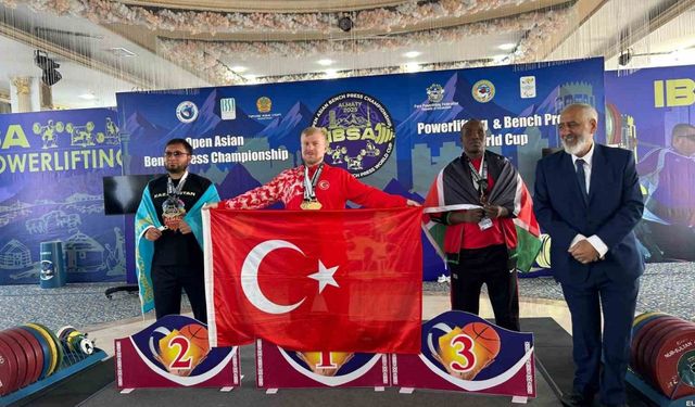 Görme Engelli Dünya Şampiyonu Çevik: "İstiklal Marşı’nı okutmak büyük hedeflerimdendi"