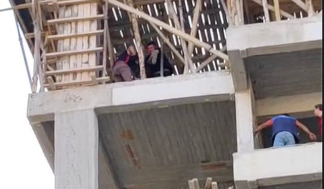 İntihara kalkışan genç, ekiplerin müdahalesiyle kurtarıldı