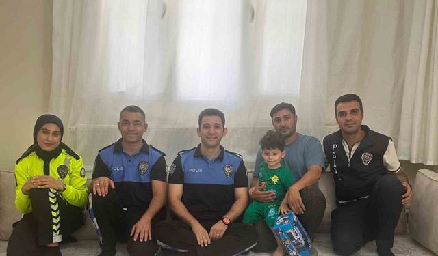 Polisler otomobilin çarptığı çocuğu unutmadı