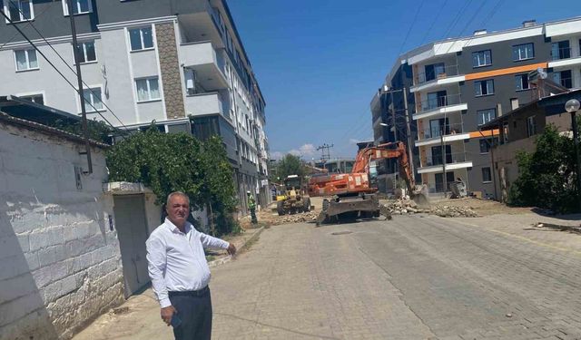 Sultanhisar’da 5 bin metrekarelik parke taşı çalışması sürüyor