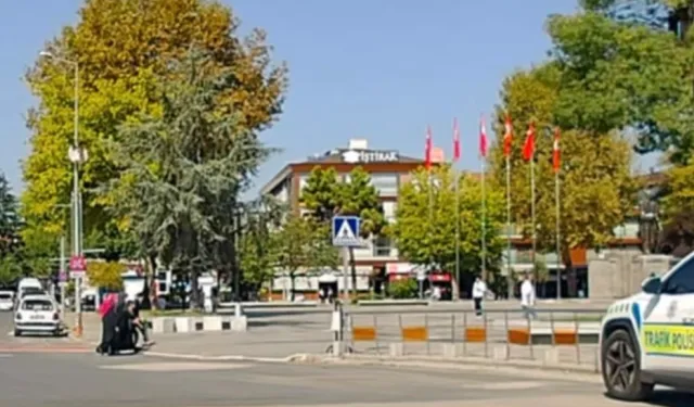 Düzce'de hatalı park isyan ettiriyor!