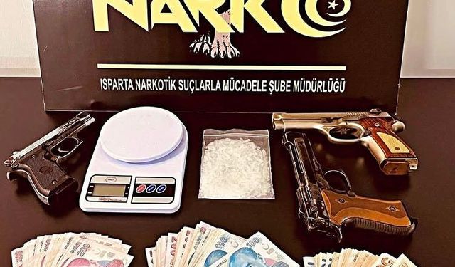 Isparta’da uyuşturucu operasyonunda 1 kişi tutuklandı, 3 şüpheliye adli işlem yapıldı