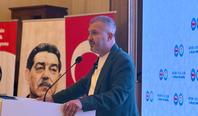 Zirve Yine Onların: Eğitim-Bir-Sen Mersin 1 Nolu Şubesi Türkiye Birincisi Oldu