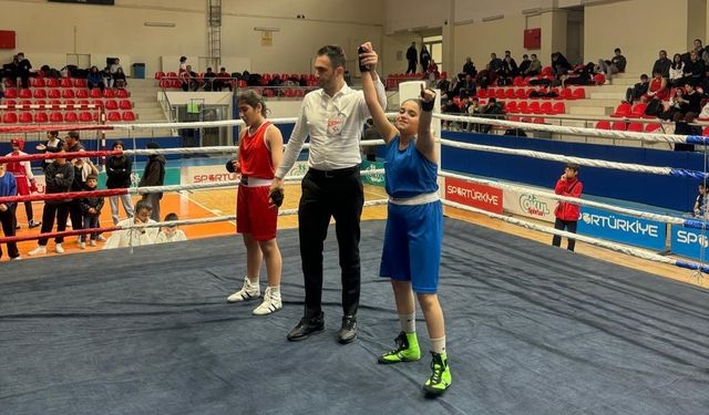 Akdeniz’in Yumrukları Şampiyonluk Getirdi! Cumhuriyet Kupası Mersin’in