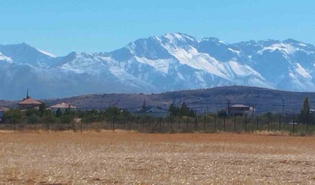 Binboğa Dağı beyaza büründü