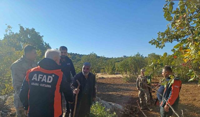 Diyarbakır’da kendisinden haber alınamaya alzaymır hastası yaşlı adam, çalı toplarken bulundu