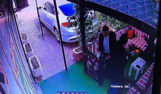 Elazığ’da gazeteci Koca’ya silahlı saldırı anı kameraya yansıdı