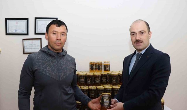Erzurumlu bal üreticisinden örnek davranış