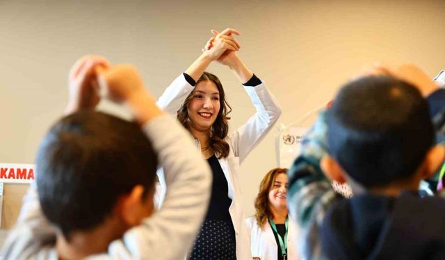 Fethi Sekin Şehir Hastanesi’nde ’Dünya El Yıkama Günü’ etkinliği düzenlendi