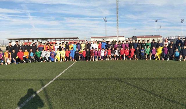 Geleceğin futbolcuları için seçmeler yapıldı