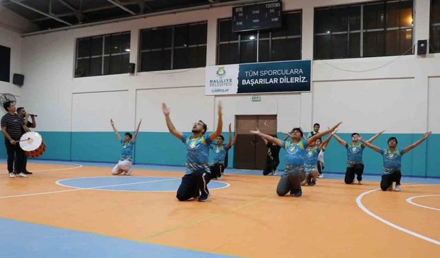 Haliliye’deki halk oyunları kursu ilgi görüyor
