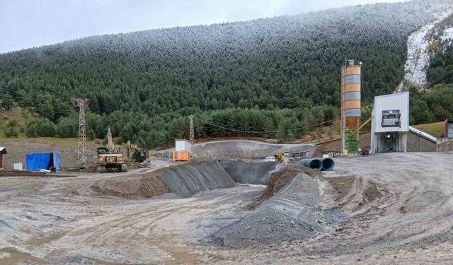 Ilgar dağı tünelinde çalışmalar iki ayrı noktadan sürdürülüyor