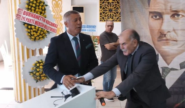 İYİ Parti kongresinde gergin anlar, kürsüyü bile devirdiler