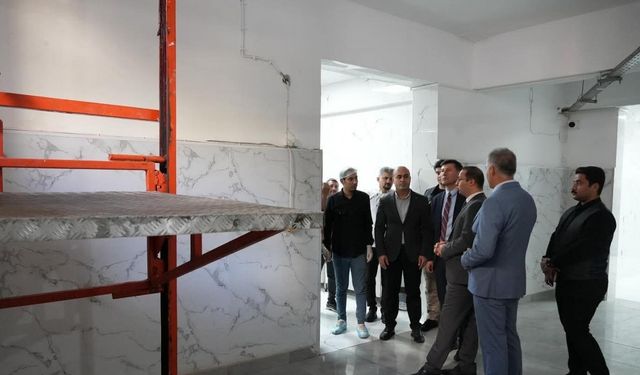 Kaymakam Baycar, öğretmenevi ve Akşam Sanat Okulundaki çalışmaları inceledi