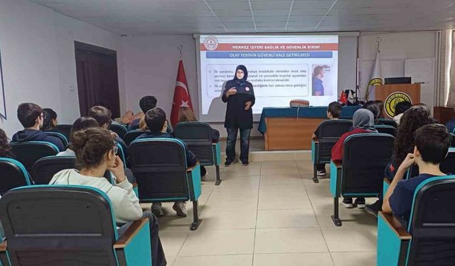 Lise öğrencilerine ilkyardım semineri
