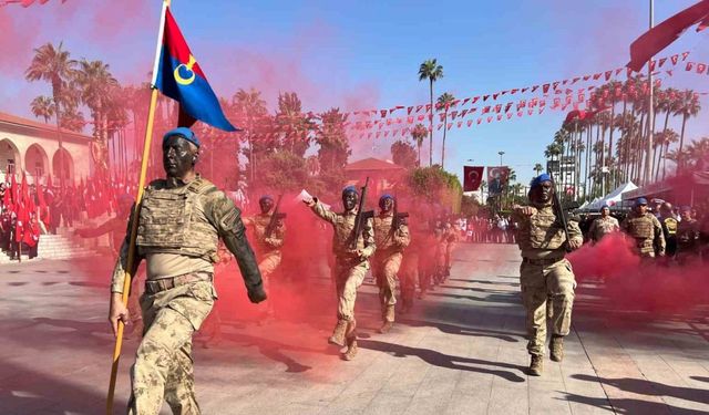 Mersin’de Cumhuriyet Bayramı renkli gösterilerle kutlandı