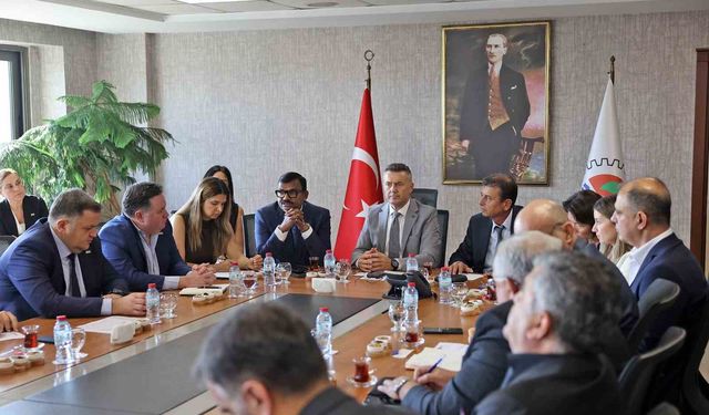 Mersin’de limandaki tarifeler konuşuldu