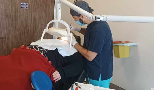 Obezite nedeniyle yıllardır diş tedavisi olamayan hasta sağlığına kavuştu