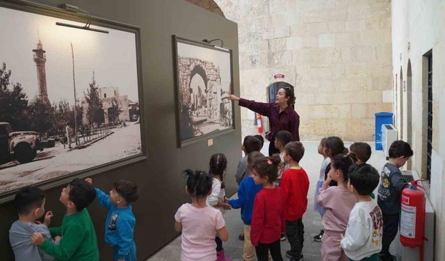 Tarsus Belediyesi, öğrencileri Kubat Paşa Medresesi’nde tarihle buluşturdu