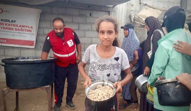 Türk Kızılay, Gazze’de sağlanan ateşkes sonrası yardımlarını artırdı