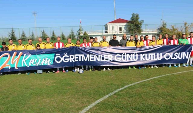 Diyarbakır’da 24 Kasım Öğretmenler Günü dolayısıyla dostluk maçı yapıldı