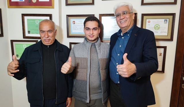 Doktorların 17 yıl önce "ameliyat olmazsa ölür" dediği çocuk doğru teşhisle hayata tutundu