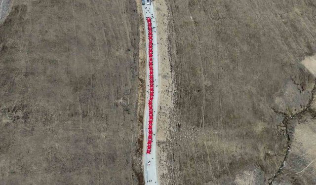 Gümüşhane’de Kabaktepe şehitlerine vefa yürüyüşü düzenlendi