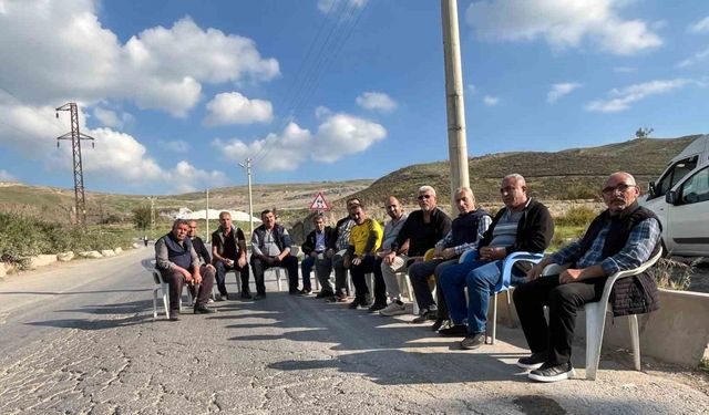 Harmandalı halkı Katı Atık Bertaraf Tesisi önünde nöbet tutuyor