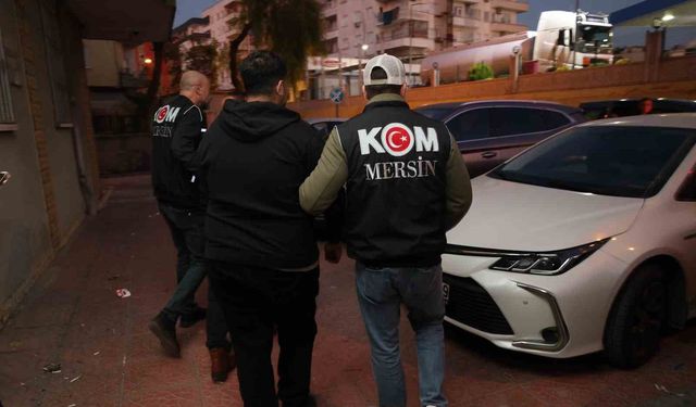 Mersin'deki rüşvet operasyonunda 6'sı gümrük memuru 11 kişi tutuklandı