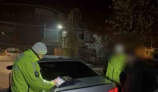 Öğrenci yurdu önünde drift atan sürücü yakalandı