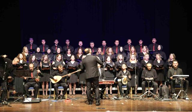 Öğretmenler Günü'nde 'Hizmet Şeref Madalyaları' sahiplerini buldu