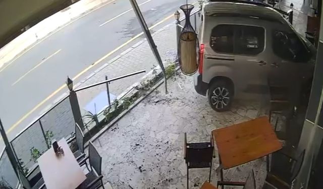 Önündeki araca çarpıp iş yerine daldı, kaçmaya çalıştı yakalandı