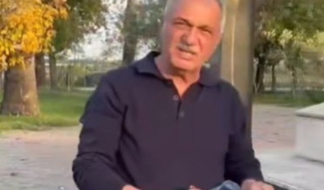 Şehitliğe saygısızlık yapanlara tepki gösterdi, çöpleri tek tek topladı