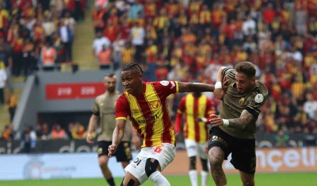 Trendyol Süper Lig: Göztepe: 0 - Kocaelispor: 0 (İlk yarı)