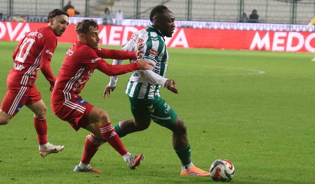 Trendyol Süper Lig: Konyaspor: 0 - Antalyaspor: 0 (İlk yarı)