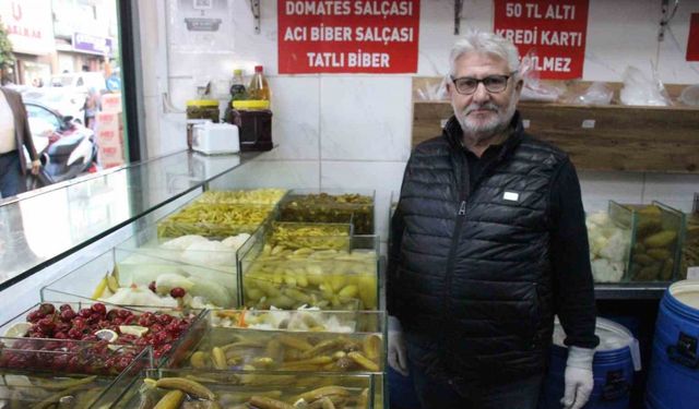 Yarım asırlık turşucudan iddialı çıkış: "Turşu suyu içen grip olursa masrafları benden"