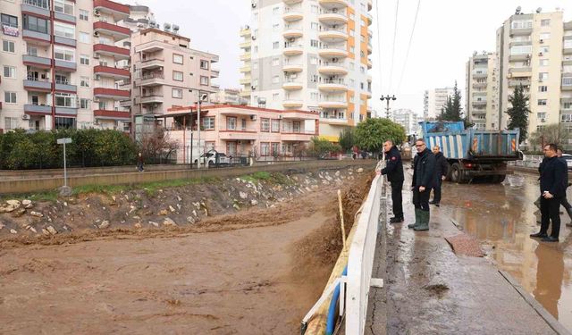 Mersin'deki selden geriye bu görüntüler kaldı: 51 ev ve işyeri zarar gördü, 12 kişi kurtarıldı